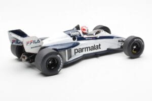 Brabham BT52 #5 N. Piquet Brazilian GP F1 World Champion 1983 MCG 1:18 MCG18618F Metal - imagem 2 de 6