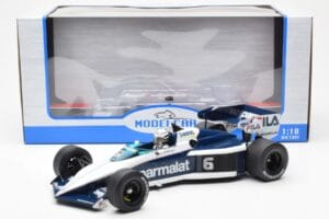Brabham BT52 #6 R. Patrese South African GP 1983 MCG 1:18 MCG18619F Metal - imagem 6 de 6