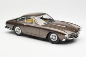 Ferrari 250 GT Lusso Castanho Metalizado KK-Scale 1:18 181023 Metal - imagem 4 de 6