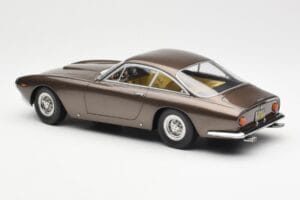 Ferrari 250 GT Lusso Castanho Metalizado KK-Scale 1:18 181023 Metal - imagem 5 de 6