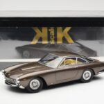 Ferrari 250 GT Lusso Castanho Metalizado KK-Scale 1:18 181023 - image 6 of 6