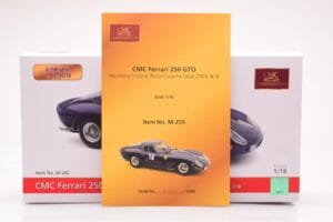 Ferrari 250 GTO Monterey Historic Races Laguna Seca 2004 CMC 1:18 M-255 Metal - imagem 6 de 7