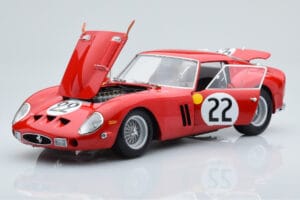 Ferrari 250 GTO #22 24 Hours of Le Mans 1962 Kyosho 1:18 08438B Metal - imagem 2 de 10