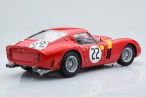 Ferrari 250 GTO #22 24 Hours of Le Mans 1962 Kyosho 1:18 08438B Metal - imagem 3 de 10