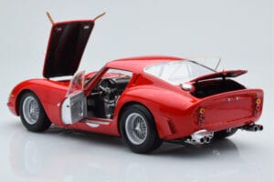 Ferrari 250 GTO #22 24 Hours of Le Mans 1962 Kyosho 1:18 08438B Metal - imagem 5 de 10