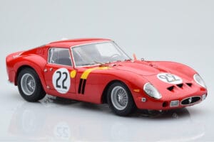 Ferrari 250 GTO #22 24 Hours of Le Mans 1962 Kyosho 1:18 08438B Metal - imagem 6 de 10