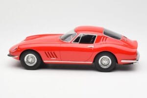 Ferrari 275 GTB Vermelho CMR 1:18 CMR033 Metal - imagem 3 de 6