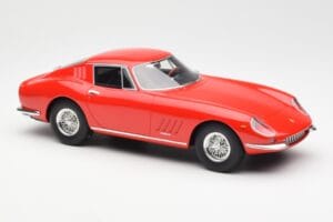 Ferrari 275 GTB Vermelho CMR 1:18 CMR033 Metal - imagem 4 de 6