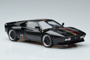 Ferrari 288 GTO Preto GT Spirit 1:18 GT876 Resina - imagem 4 de 6