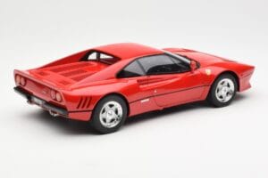 Ferrari 288 GTO Vermelho GT Spirit 1:18 GT288 Resina - imagem 2 de 6