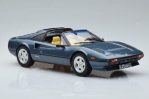 Ferrari 308 GTS Azul Norev 1:18 187933 Metal - imagem 5 de 7