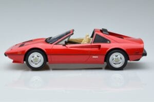 Ferrari 308 GTS QV Magnum PI GT Spirit 1:18 GT368 Resina - imagem 3 de 6
