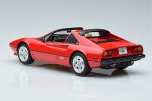 Ferrari 308 GTS QV Magnum PI GT Spirit 1:18 GT368 Resina - imagem 5 de 6