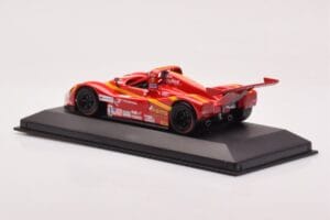Ferrari 333 SP #3 Moretti Racing G. Moretti / D. Theys / M. Baldi 24 Hours of Le Mans 1997 Minichamps 1:43 430977693 Metal - imagem 3 de 4