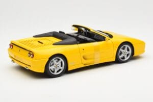 Ferrari F355 Spider Amarelo UT Models 1:18 180074031 Metal - imagem 2 de 6