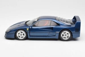 Ferrari F40 Azul GT Spirit 1:18 GT914 Resina - imagem 3 de 6