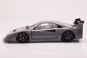 Ferrari F40 Competizione Nardo Cinzento GT Spirit 1:18 GT442 Resina - imagem 3 de 6