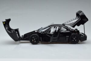 Ferrari F40 Lightweight Preto Kyosho 1:18 08412BK Metal - imagem 4 de 12