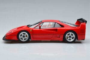 Ferrari F40 LM Vermelho GT Spirit 1:18 GT388 Resina - imagem 3 de 6