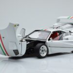 Ferrari F40 Branco Pérola Italy Kyosho 1:18 - image 2 of 8