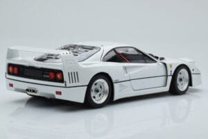 Ferrari F40 Branco Pérola Kyosho 1:18 08416PW-G Metal - imagem 3 de 8