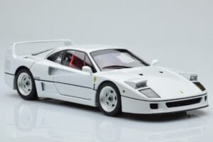 Ferrari F40 Branco Pérola Kyosho 1:18 08416PW-G Metal - imagem 6 de 8
