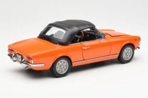 Fiat 124 BS Laranja Sun Star 1:18 4906 Metal - imagem 3 de 8