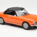 Fiat 124 BS Laranja Sun Star 1:18 4906 - image 6 of 8