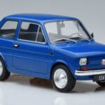 Fiat 126P Azul MCG 1:18 MCG18324 Metal - image 4 of 6