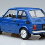 Fiat 126P Azul MCG 1:18 MCG18324 Metal - image 5 of 6
