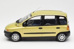 Fiat Multipla Amarelo Otto 1:18 OT1047 Resina - imagem 3 de 6