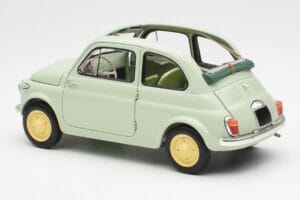 Fiat Nuova 500 Clear Verde Kyosho 1:18 08966LG Metal - imagem 7 de 8