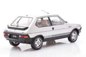 Fiat Ritmo TC 125 Abarth Prata MCG 1:18 MCG18417 Metal - imagem 2 de 6
