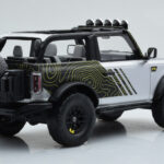 Ford Bronco RTR Iconic Prata GT Spirit 1:18 - image 2 of 6