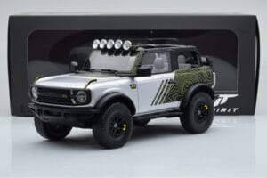 Ford Bronco RTR Iconic Prata GT Spirit 1:18 GT404 Resina - imagem 6 de 6