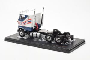 Ford CL 9000 Branco Azul IXO 1:43 TR177 Metal - imagem 2 de 4