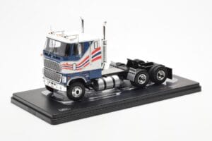 Ford CL 9000 Branco Azul IXO 1:43 TR177 Metal - imagem 3 de 4