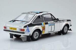 Ford Escort RS 1800 Allied Polymer #1 T. Makinen / H. Liddon Winner RAC Rally 1975 Minichamps 1:18 100758401 Metal - imagem 3 de 8