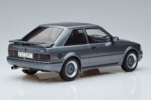 Ford Escort Mk4 RS Turbo S Cinzento MCG 1:18 MCG18272 Metal - imagem 2 de 6