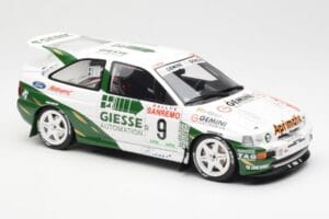 Ford Escort RS Cosworth B. Thiry / S. Prevot Rally San Remo 1994 Otto 1:18 OT1038 Resina - imagem 4 de 6