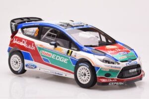 Ford Fiesta RS WRC Ford Abu Dhabi #3 M. Hirvonen / J. Lehtinen Winner Rally Australia 2011 Minichamps 1:18 151110803 Metal - imagem 4 de 6