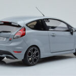 Ford Fiesta ST2000 Cinzento Otto 1:18 - image 2 of 6