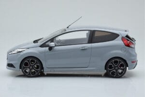 Ford Fiesta ST2000 Cinzento Otto 1:18 OT985 Resina - imagem 3 de 6