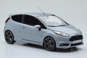 Ford Fiesta ST2000 Cinzento Otto 1:18 OT985 Resina - imagem 4 de 6