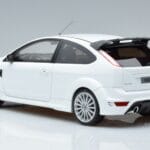 Ford Focus RS Mk2 Branco Otto 1:18 OT977 Resina - image 5 of 6
