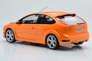 Ford Focus Mk2 ST 2.5 Electric Laranja Otto 1:18 OT961 Resina - imagem 5 de 6