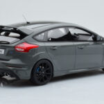 Ford Focus RS Mk3 Stealth Cinzento Otto 1:18 - image 2 of 6