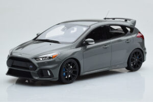 Ford Focus RS Mk3 Stealth Cinzento Otto 1:18