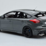 Ford Focus RS Mk3 Stealth Cinzento Otto 1:18 - image 5 of 6