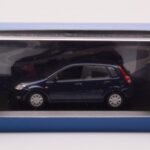 Ford Fusion Azul Minichamps 1:43 - image 4 of 4